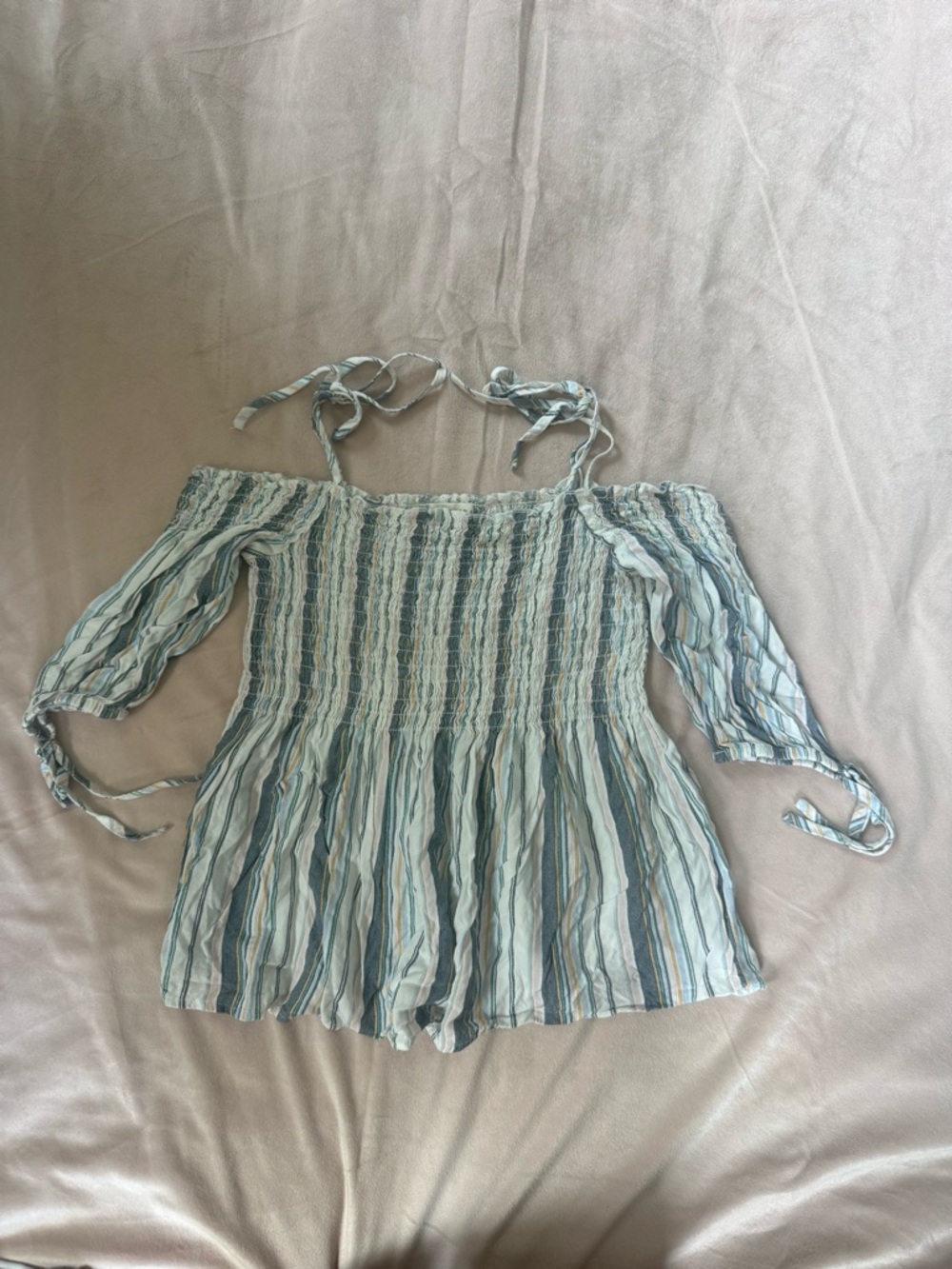 Aeropostale flowy shirt